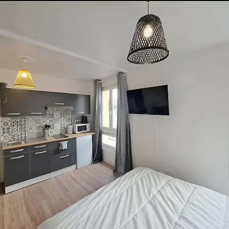 Bologne - 2 People - Paisible- Centre-ville Apartment Reims
